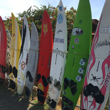 Loved the small town of Paia in Maui. It's at the start of Road to Hana. Check out our 6 tips and favorite spots on this iconic drive.
