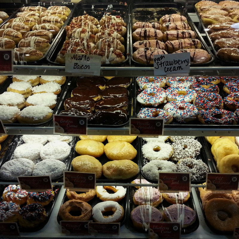 If you are visiting Reading Terminal Market in Philly, don't miss Beiler's Donuts. Pawley's Front Porch has amazing burgers! Check out all our food favorites from around the USA.